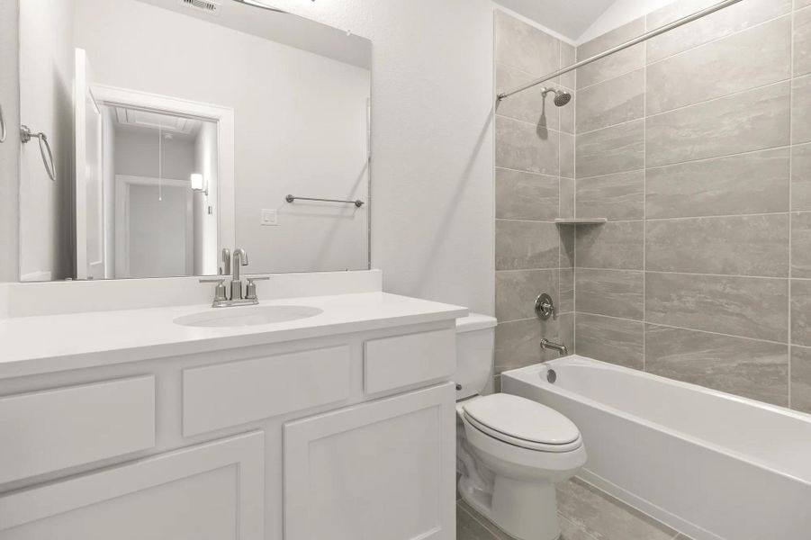 Furnished interior view inside a new home in Fulbrook on Fulshear Creek, Fulshear (Image 7).