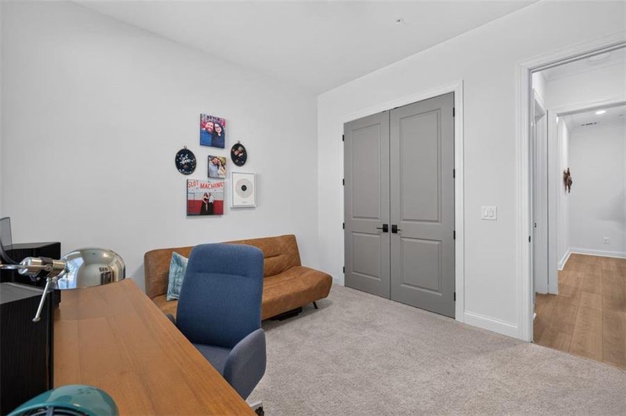 Furnished interior view inside a new home in , Peachtree Corners (Image 13). Furnished interior view inside a new home in , Peachtree Corners (Image 13).