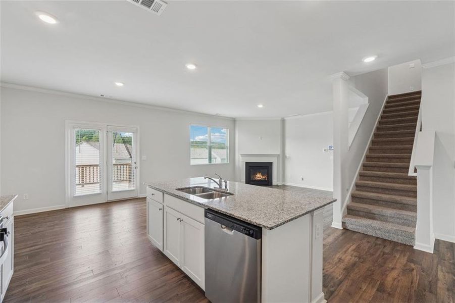 Furnished interior view inside a new home in , Dallas (Image 10).
