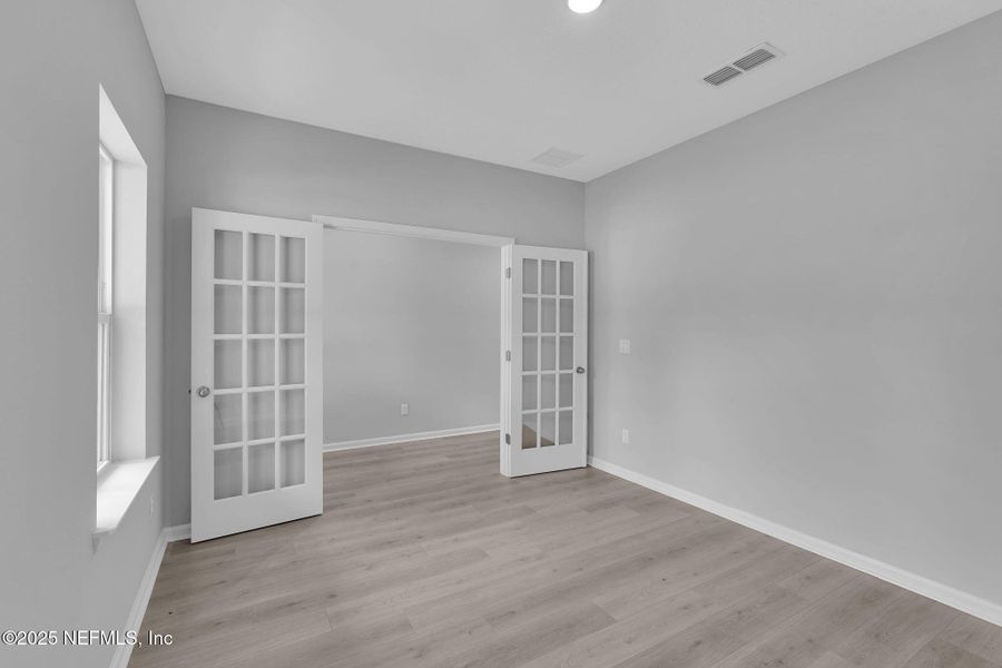 Spacious, unfurnished interior of a new home in Landing at Olde Florida, St. Augustine (Image 15).