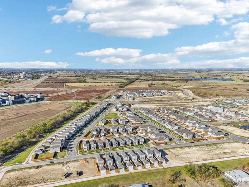 Image 7 of a home in The Hollows at Avery Centre.