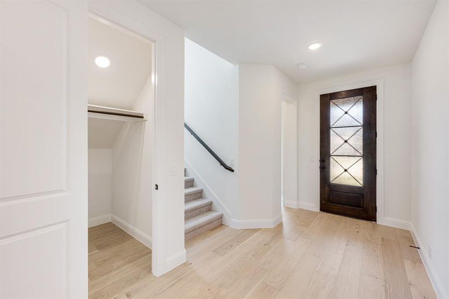 Spacious, unfurnished interior of a new home in Windsong Ranch Classic 61, Prosper (Image 31). Spacious, unfurnished interior of a new home in Windsong Ranch Classic 61, Prosper (Image 31).