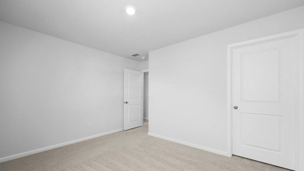 Spacious, unfurnished interior of a new home in Lakeview at Kitfield, Moncks Corner (Image 45).