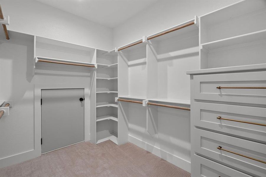 Image 32 of a home in .