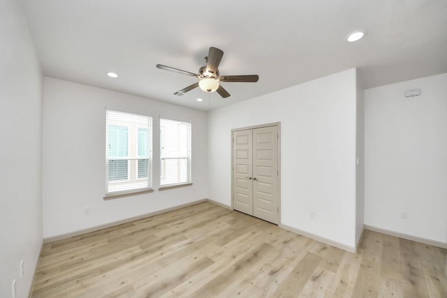 Image 28 of a home in .