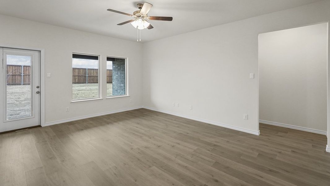 Spacious, unfurnished interior of a new home in Silverado, Aubrey (Image 5).