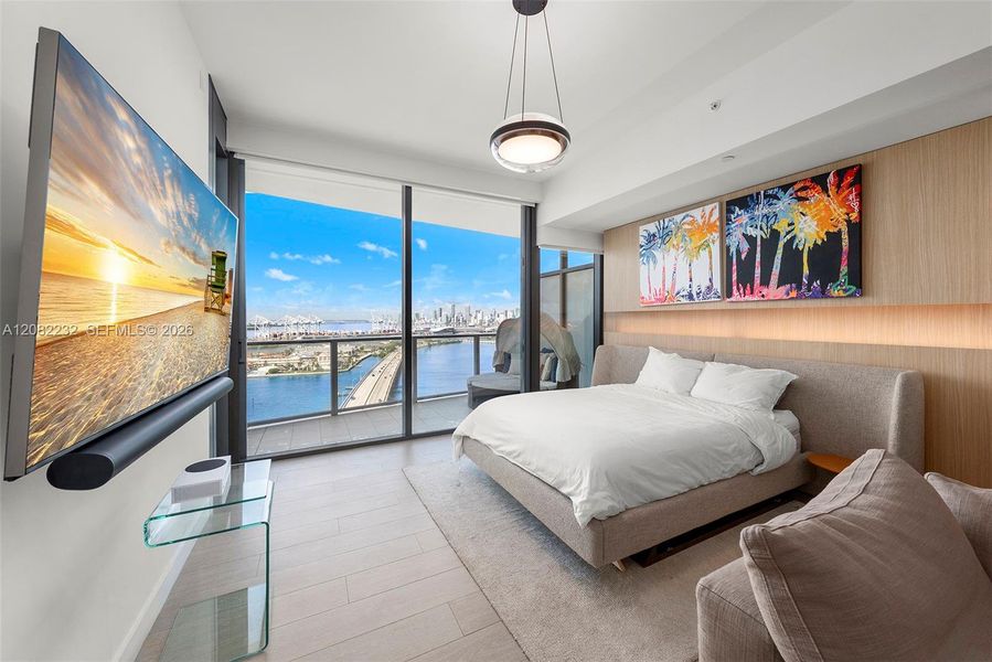 Furnished interior view inside a new home in , Miami Beach (Image 46).