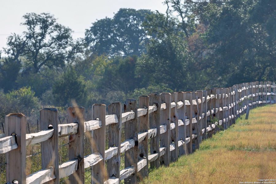 Image 14 of a home in Veramendi 60'. Image 14 of a home in Veramendi 60'.