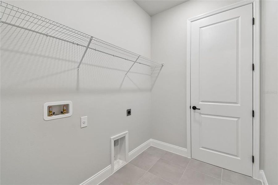 Spacious, unfurnished interior of a new home in Oakfield at Mount Dora Village Series, Mount Dora (Image 10). Spacious, unfurnished interior of a new home in Oakfield at Mount Dora Village Series, Mount Dora (Image 10).