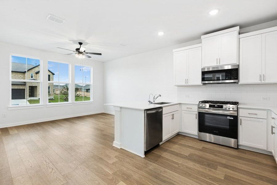 Image 27 of a home in Mayfair.