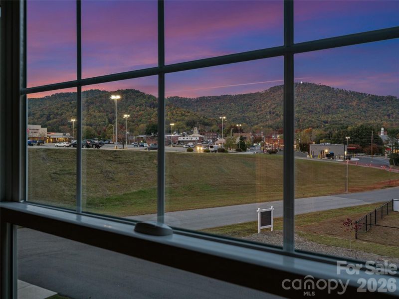 Image 39 of a home in .