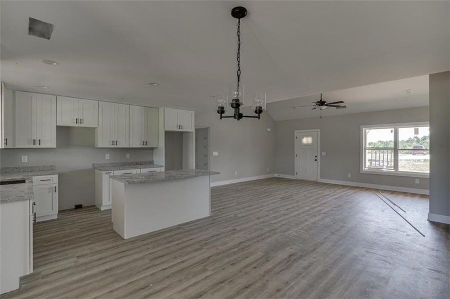 Spacious, unfurnished interior of a new home in , Hartwell (Image 9). Spacious, unfurnished interior of a new home in , Hartwell (Image 9).