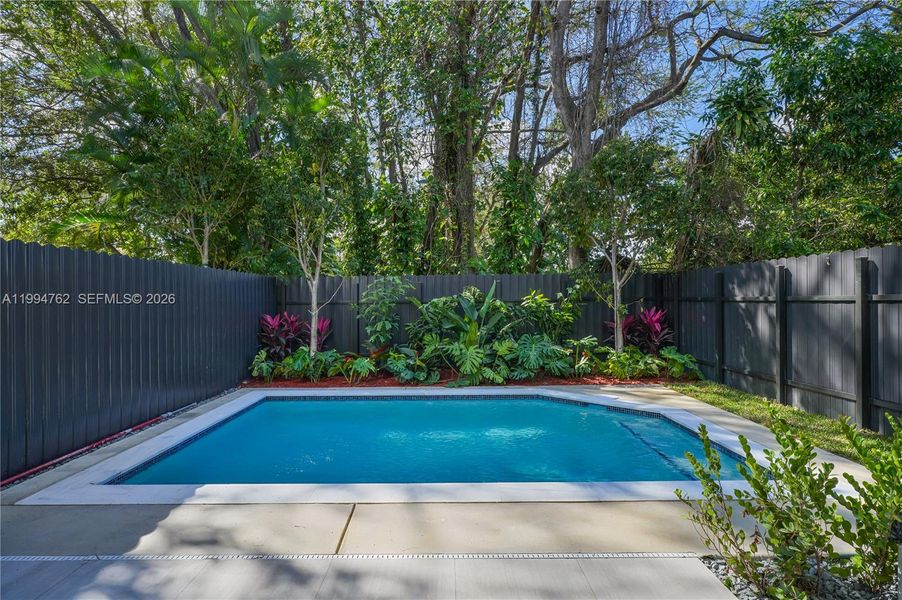 Exterior details and patio area of a home in , Miami (Image 30).