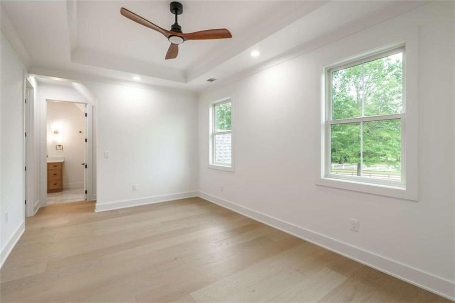 Spacious, unfurnished interior of a new home in , Monroe (Image 63).