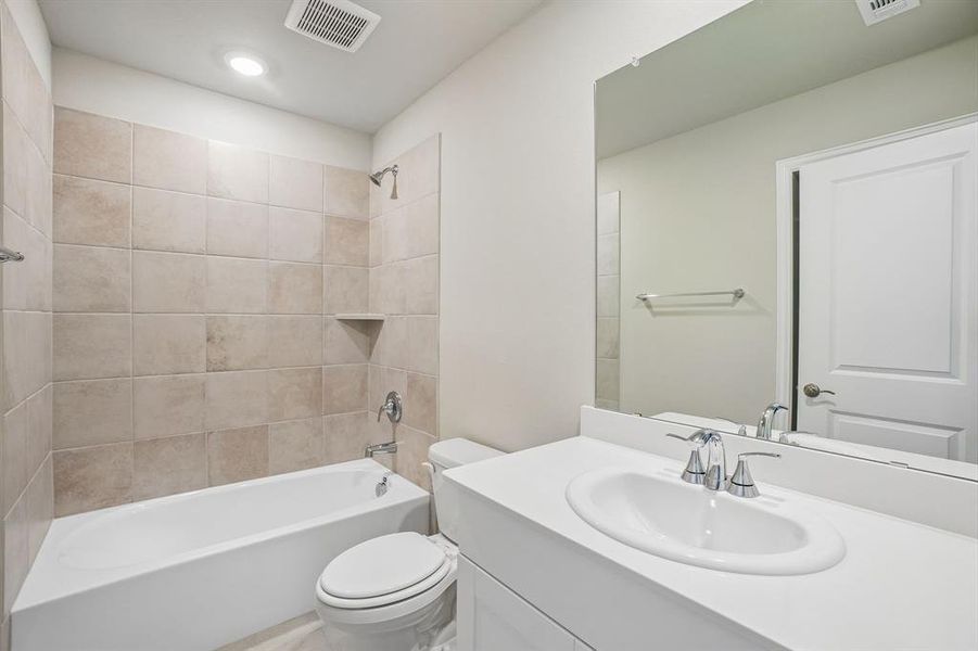 Furnished interior view inside a new home in Stella Hills, Denton (Image 11).