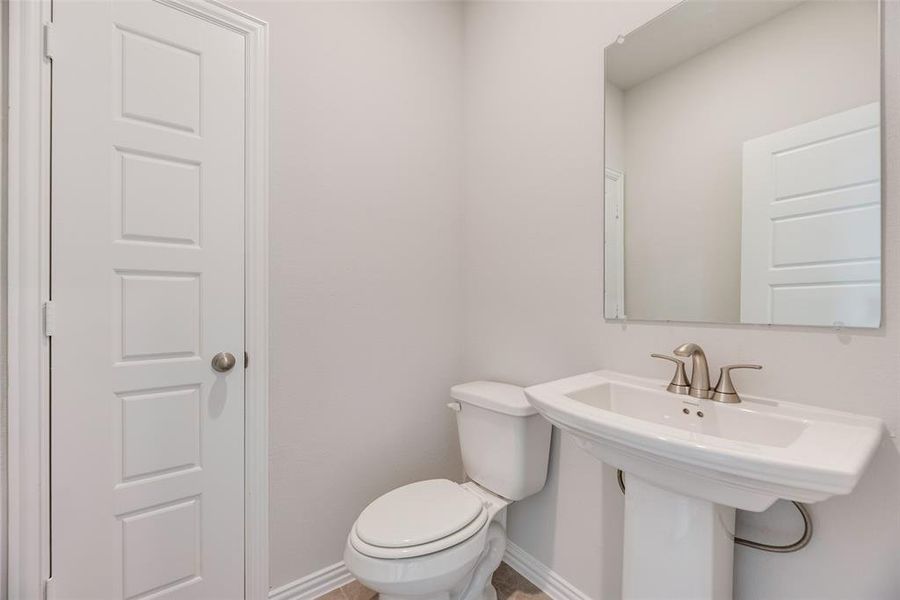 Furnished interior view inside a new home in Villages of Hurricane Creek, Anna (Image 12). Furnished interior view inside a new home in Villages of Hurricane Creek, Anna (Image 12).