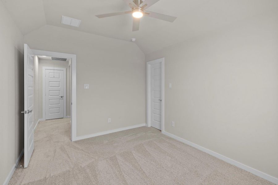 Spacious, unfurnished interior of a new home in Beacon Hill, Waller (Image 31).