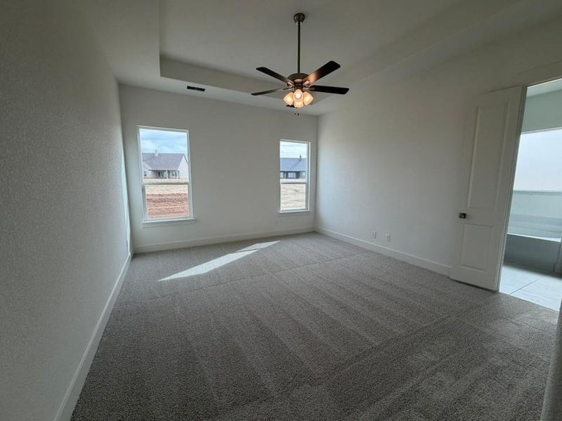 Spacious, unfurnished interior of a new home in Eagle Ridge Estates, Weatherford (Image 10). Spacious, unfurnished interior of a new home in Eagle Ridge Estates, Weatherford (Image 10).