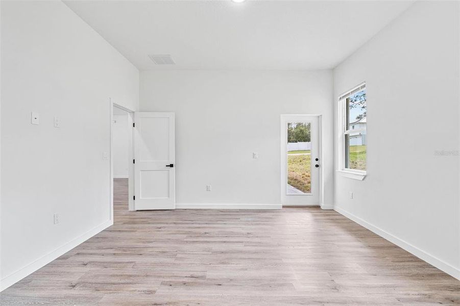 Spacious, unfurnished interior of a new home in , Citrus Springs (Image 16). Spacious, unfurnished interior of a new home in , Citrus Springs (Image 16).