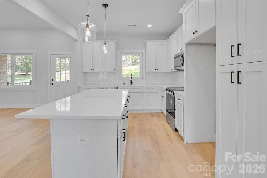 Furnished interior view inside a new home in , Dallas (Image 8). Furnished interior view inside a new home in , Dallas (Image 8).