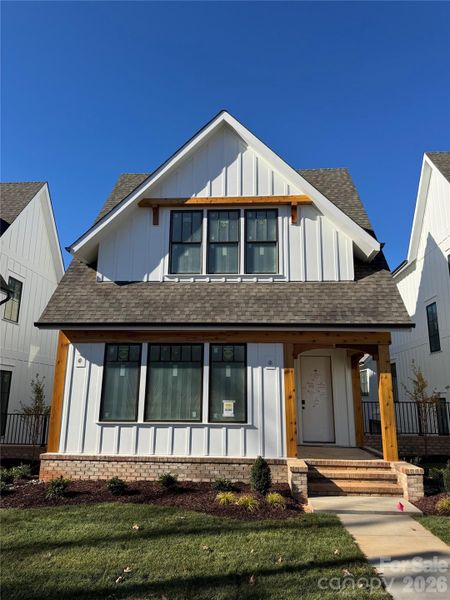 Image 4 of a home in .