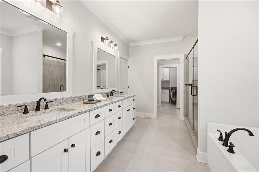 Furnished interior view inside a new home in , Dallas (Image 33).