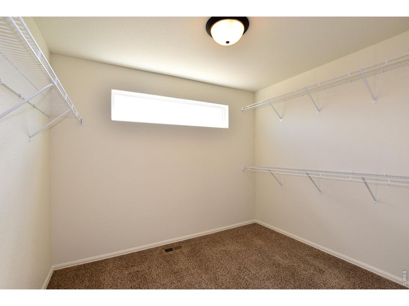 Spacious, unfurnished interior of a new home in , Johnstown (Image 28).