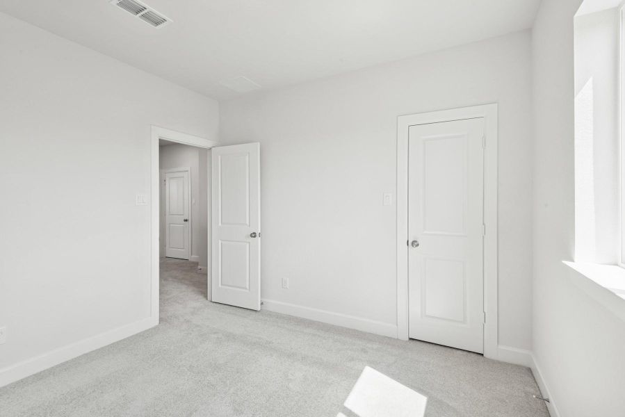Spacious, unfurnished interior of a new home in Pomona 45' Homesites, Manvel (Image 30).