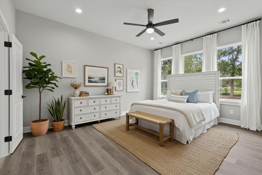 Plenty of room and natural light!