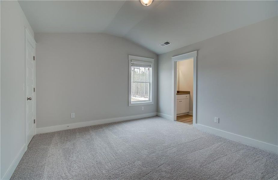Spacious, unfurnished interior of a new home in Saddleridge, Senoia (Image 26).