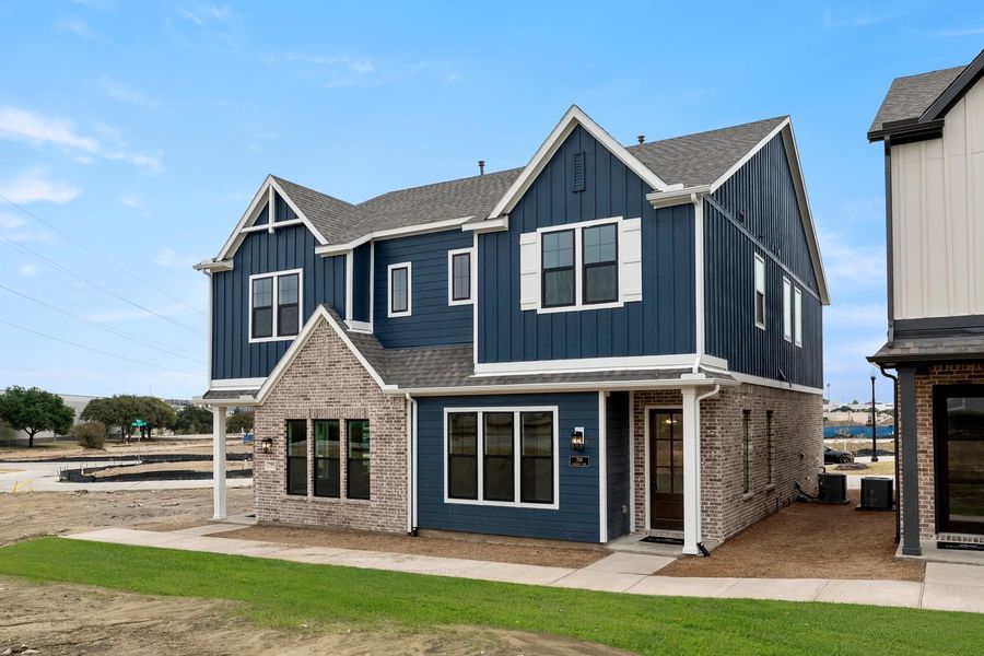 Representative exterior photo of a completed home built from the Matthews by Ashton Woods in Collin Creek, Plano, TX (Image 20). Representative exterior photo of a completed home built from the Matthews by Ashton Woods in Collin Creek, Plano, TX (Image 20).