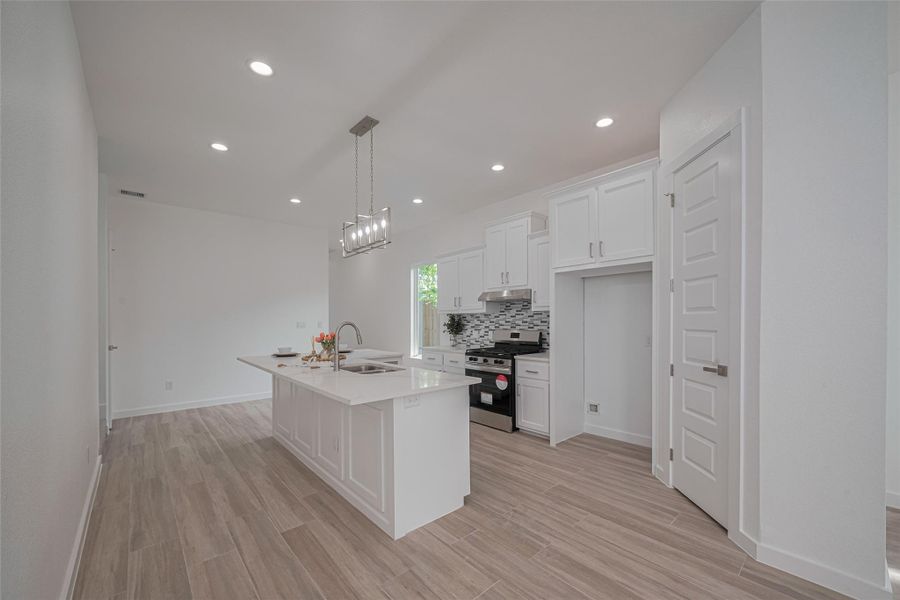 Furnished interior view inside a new home in , Houston (Image 6).