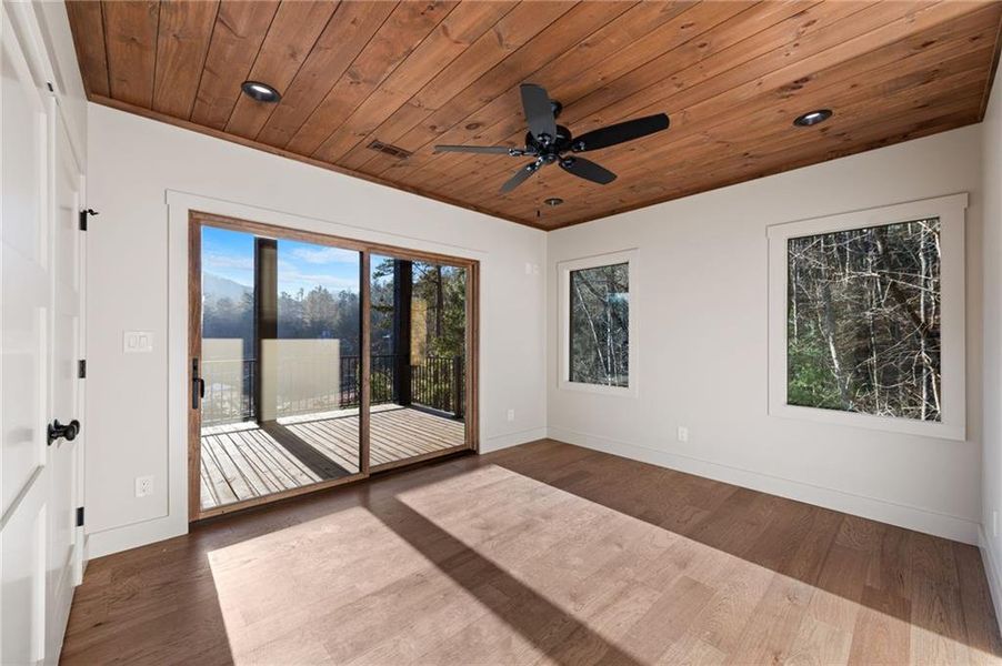Spacious, unfurnished interior of a new home in , Blue Ridge (Image 43).