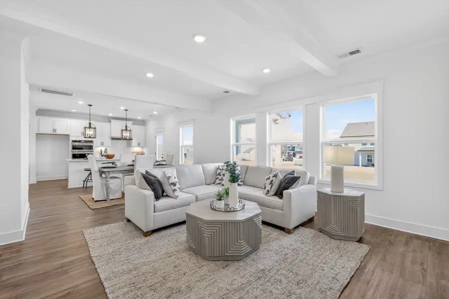 *Photo of Example Home. Selections and finishes may vary.