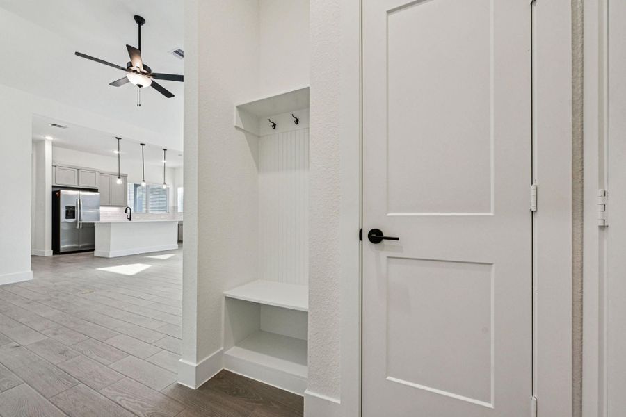 Spacious, unfurnished interior of a new home in Kresston 50's, Montgomery (Image 17).