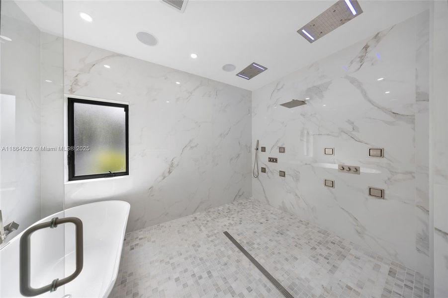 Image 57 of a home in .