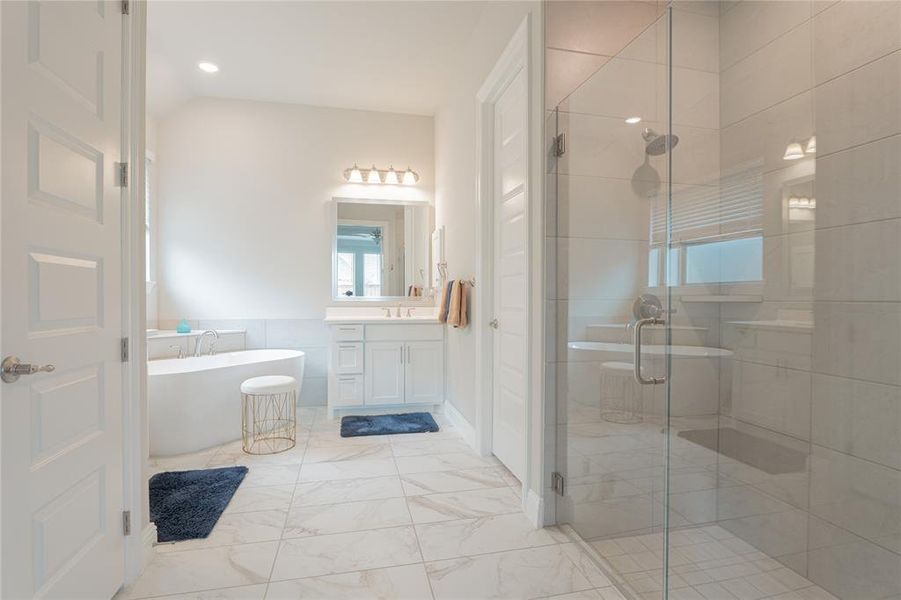 Furnished interior view inside a new home in , McKinney (Image 13).