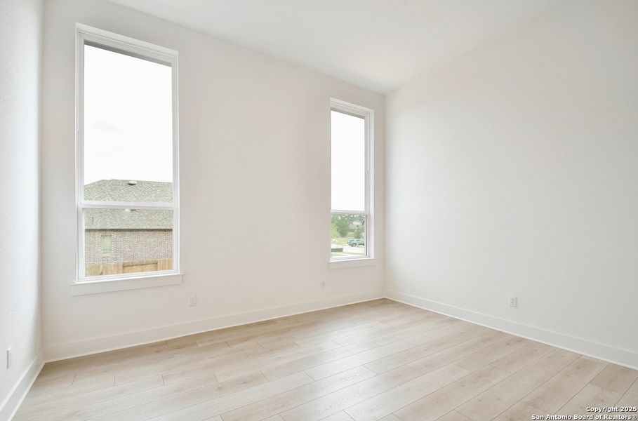 Spacious, unfurnished interior of a new home in La Cima: 50ft. lots, San Marcos (Image 11).