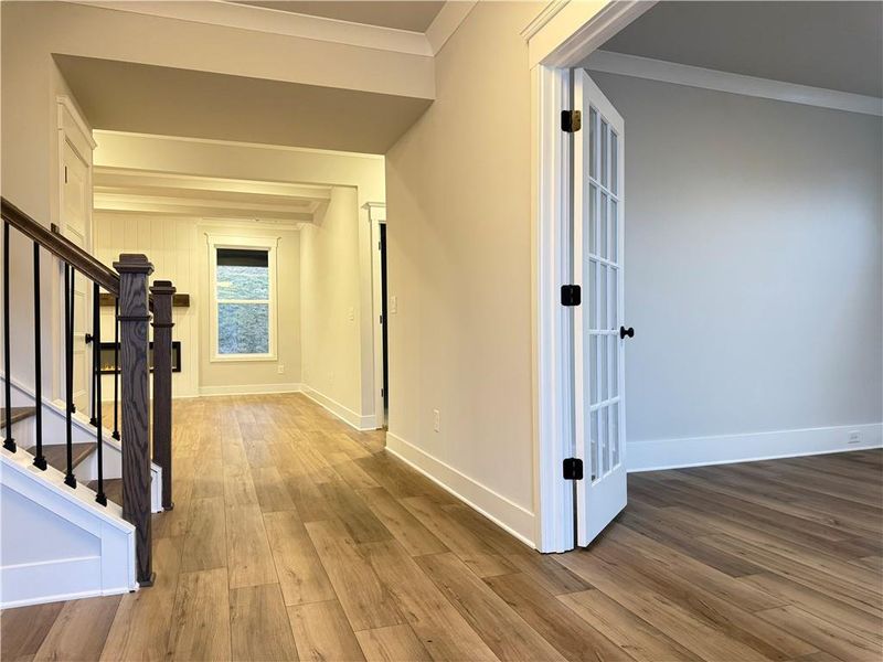 Spacious, unfurnished interior of a new home in Ponderosa Farms Manor, Gainesville (Image 24).