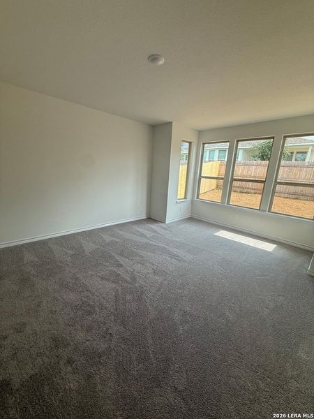 Spacious, unfurnished interior of a new home in Bison Ridge, San Antonio (Image 2). Spacious, unfurnished interior of a new home in Bison Ridge, San Antonio (Image 2).