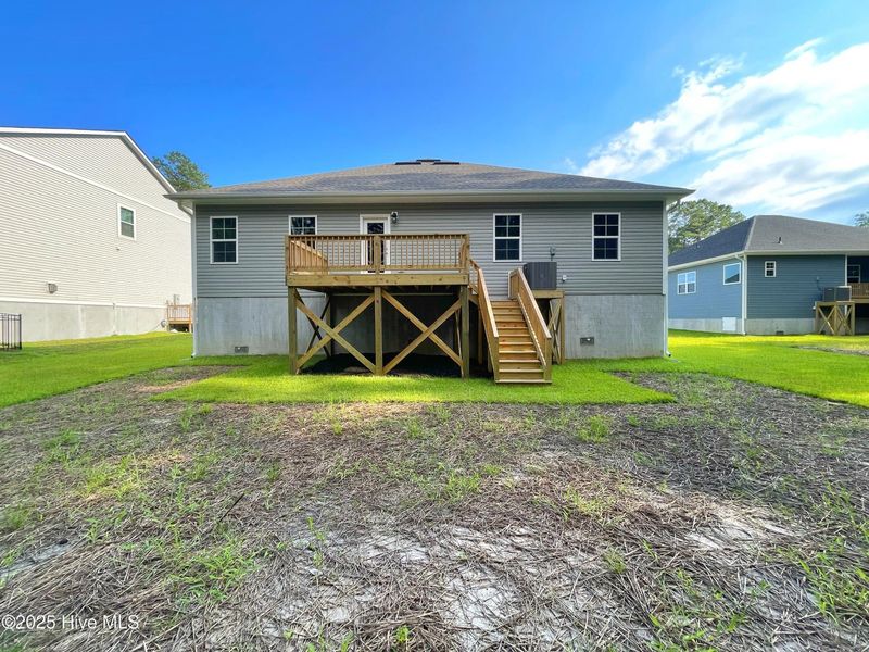 Exterior details and patio area of a home in Mill Creek Cove, Bolivia (Image 17).