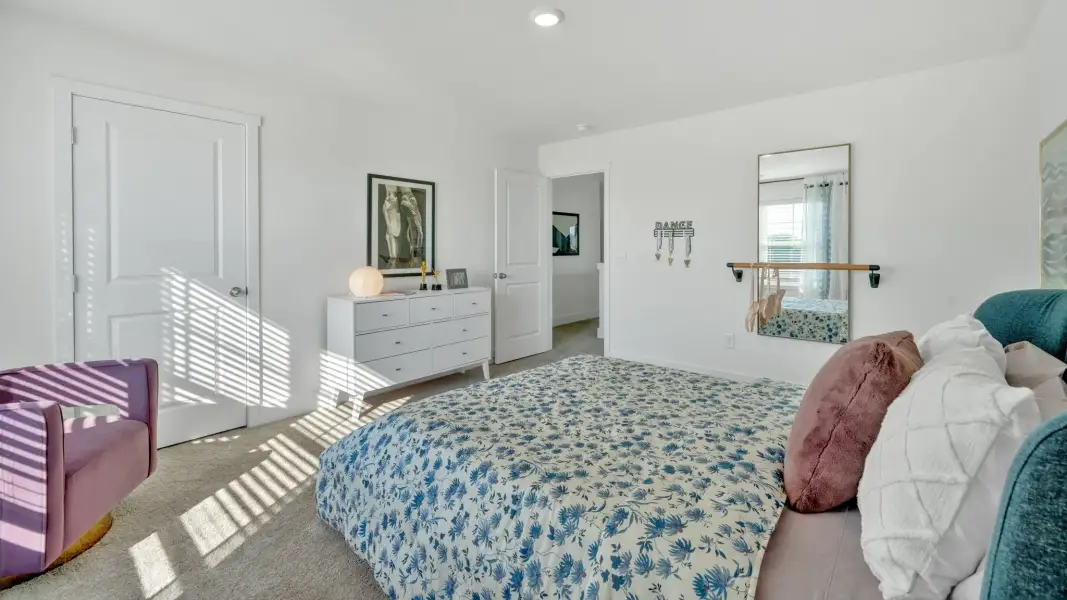 Furnished interior view inside a new home in Millstone Village, Morristown (Image 28).