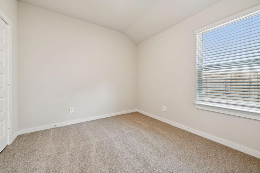 Spacious, unfurnished interior of a new home in Landing Meadows - Traditional Series, New Caney (Image 23).