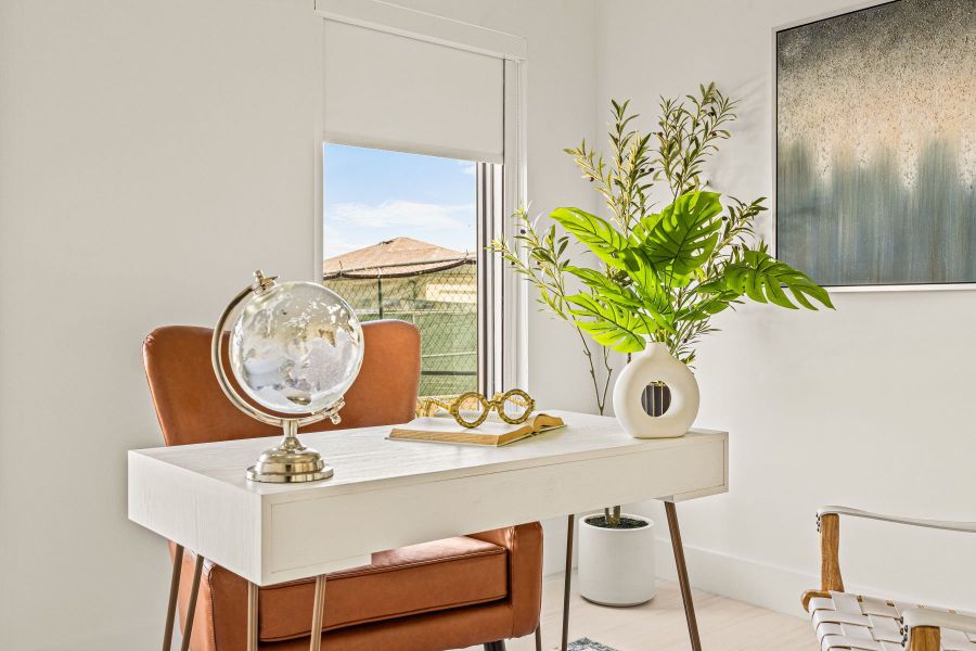 Representative furnished interior of a home built from the Model 1 M-2 by Onx Homes in On Villa Pass, Mascotte (Image 10).