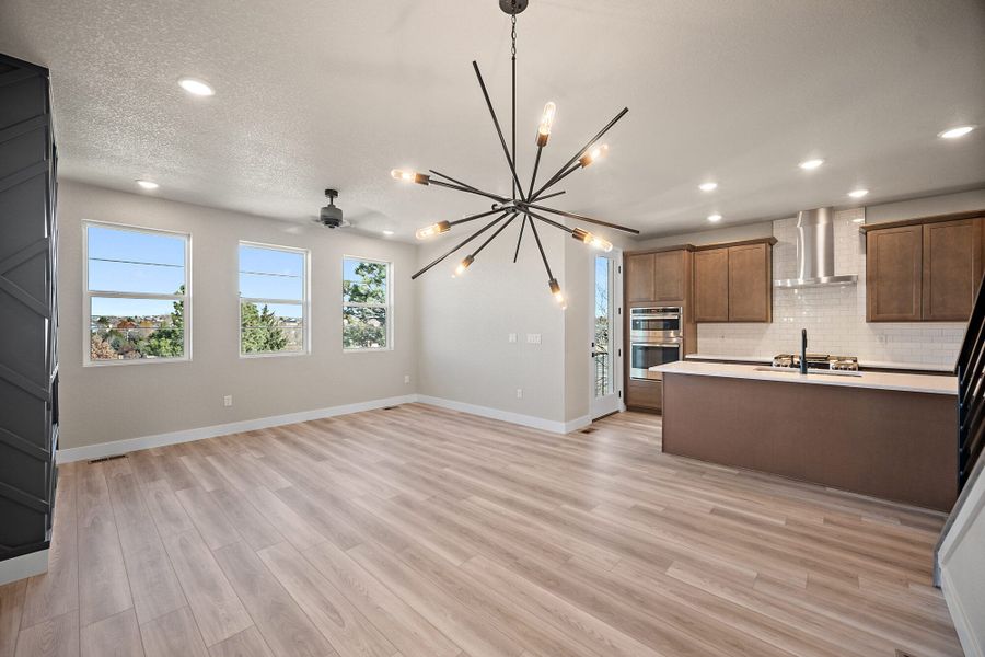 Spacious, unfurnished interior of a new home in Pony Park, Colorado Springs (Image 16).