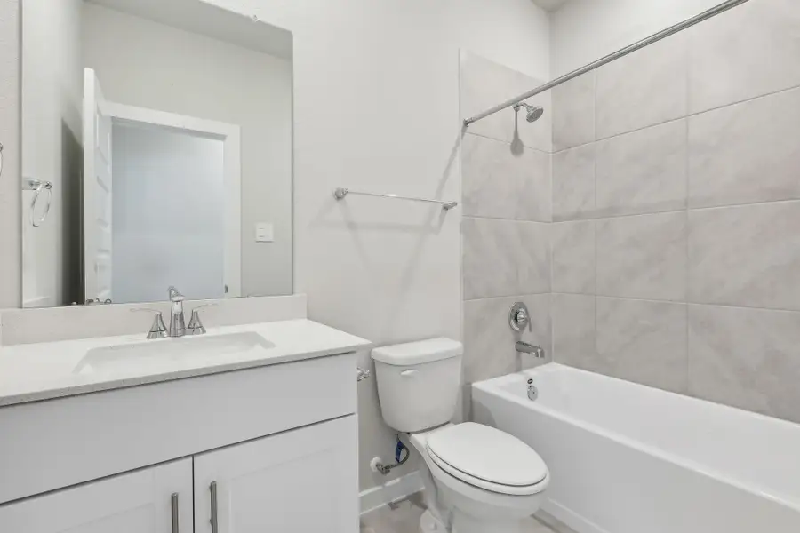 Photo is not of the actual home but is an inspirational photo of builder’s model home and may depict options, furnishings, and/or decorator features that are not included.