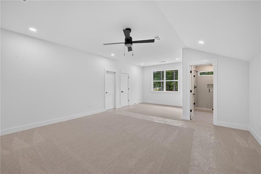 Spacious, unfurnished interior of a new home in , Lawrenceville (Image 53).