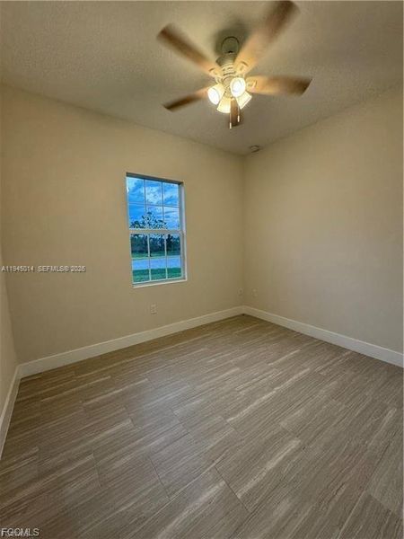 Spacious, unfurnished interior of a new home in , Lehigh Acres (Image 12).