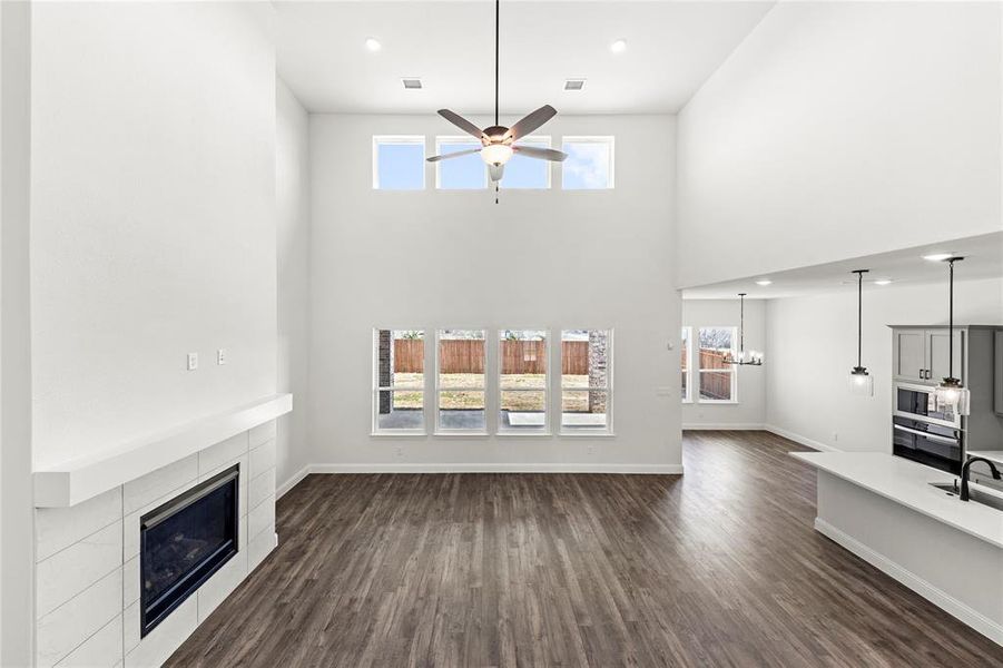 19. 551 Baker - Family (3) 19. 551 Baker - Family (3)