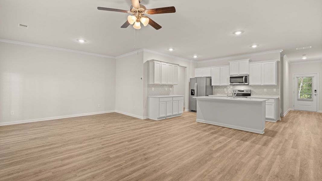 Representative unfurnished interior of a home built from the Stratford by D.R. Horton in Independence Villas and Townhomes, Loganville (Image 24).
